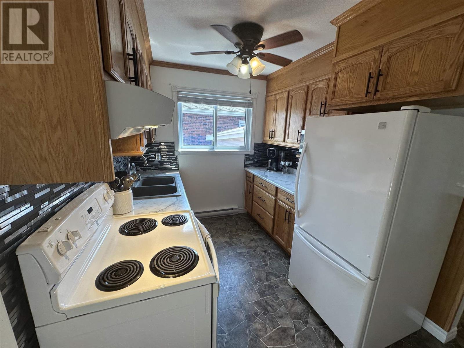 Photo 26 of 639 Placid Ave, Sault Ste Marie ON