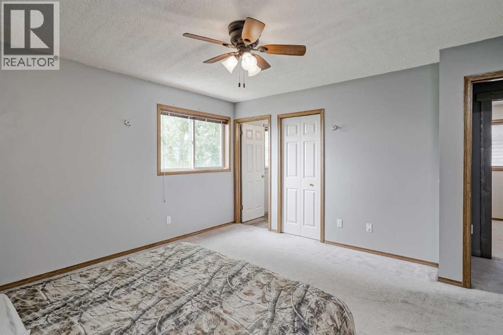 Single Family House for Sale in  Mt Cornwall Circle SE McKenzie Lake Calgary 