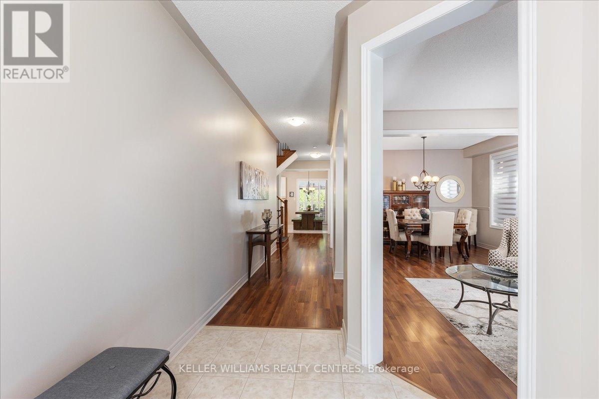 Photo 9 of 47 Ames Crescent, Aurora ON