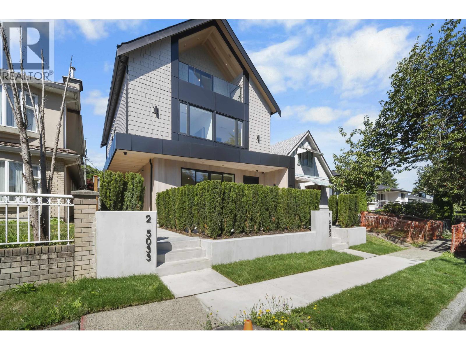 Photo 2 of 1 5033 Prince Albert Street, Vancouver BC