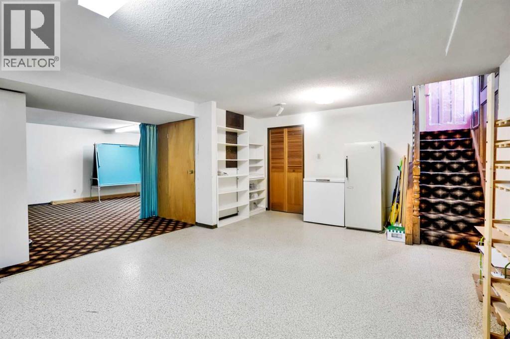 1024 Lake Christina Way SE, Calgary, Alberta