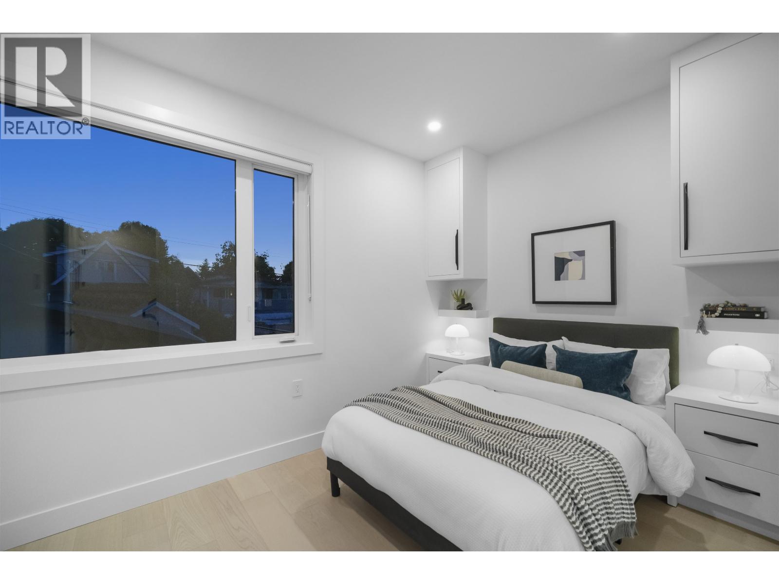 Photo 5 of 1 5033 Prince Albert Street, Vancouver BC