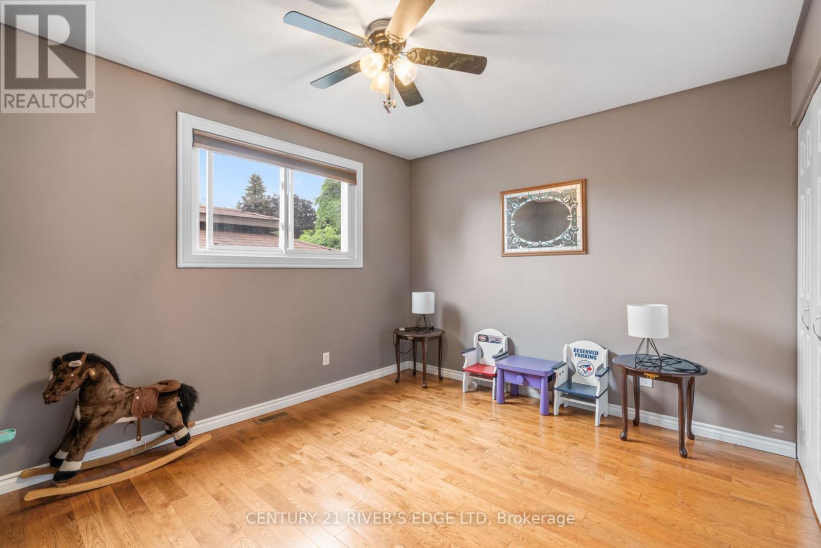 Photo 23 of 801 Tupper Street, Brockville ON