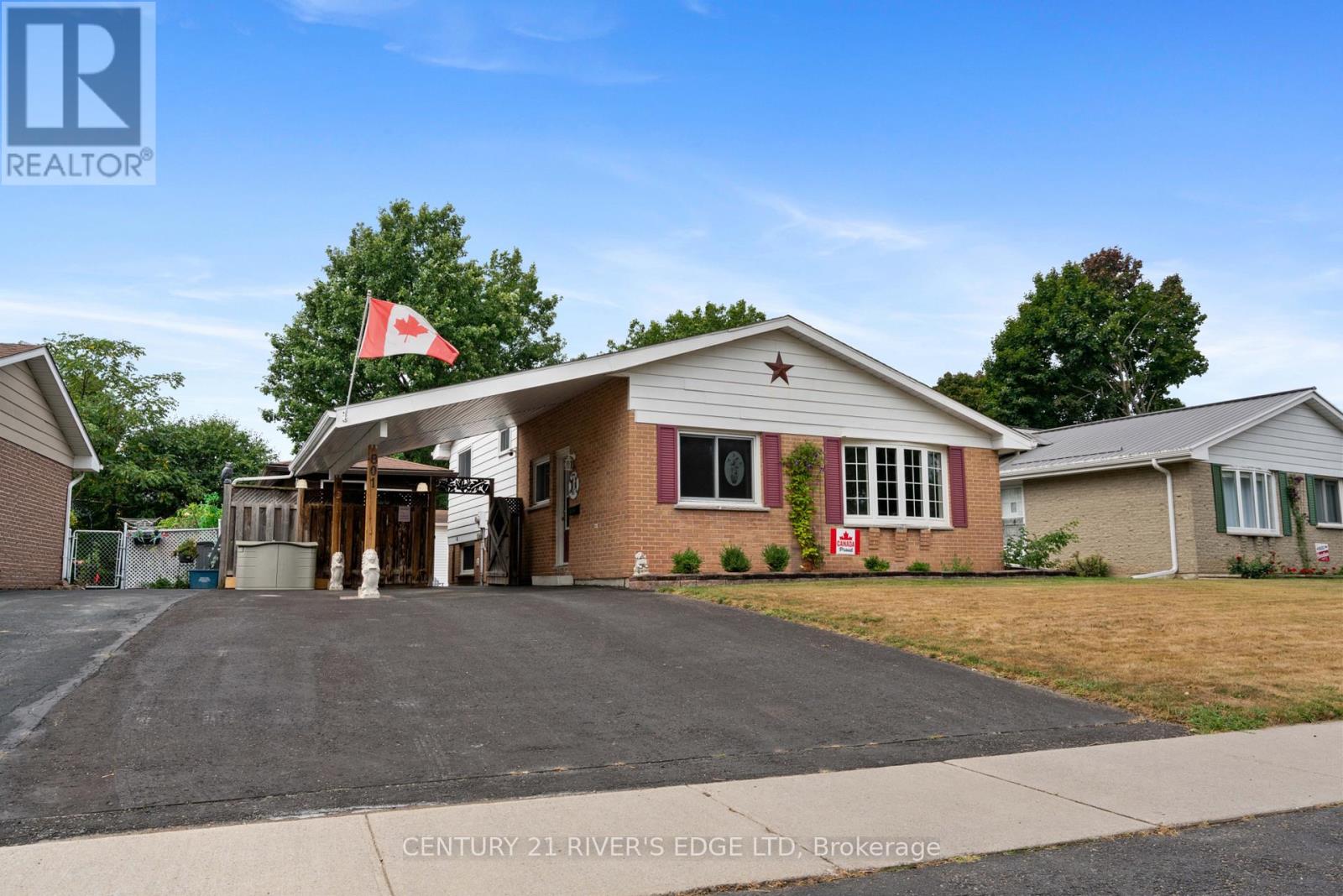 Photo 27 of 801 Tupper Street, Brockville ON