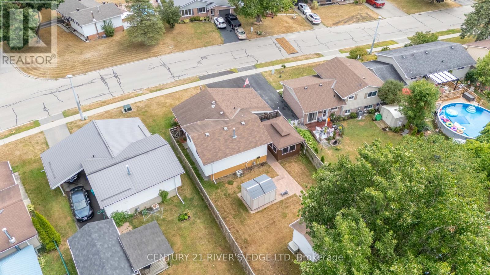 Photo 15 of 801 Tupper Street, Brockville ON