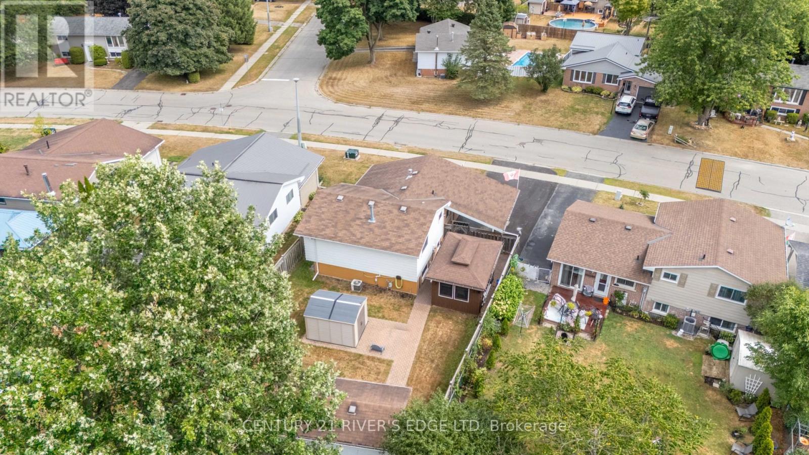 Photo 38 of 801 Tupper Street, Brockville ON