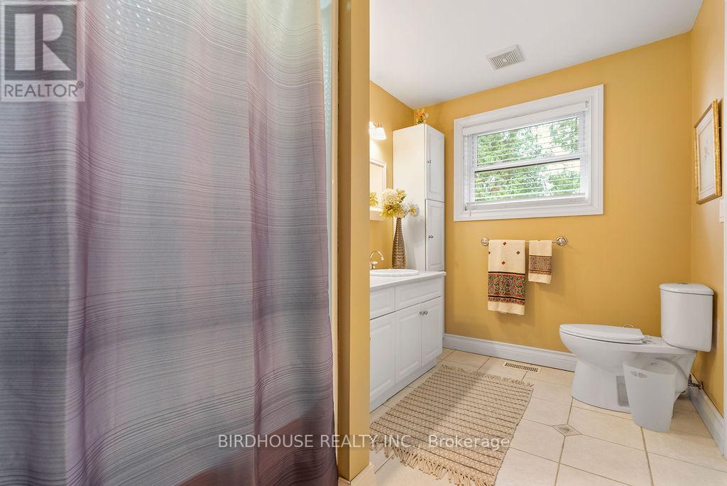Photo 16 of 12 Northview Street, Kawartha Lakes ON