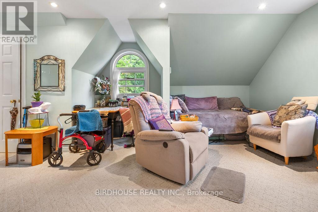 Photo 42 of 12 Northview Street, Kawartha Lakes ON