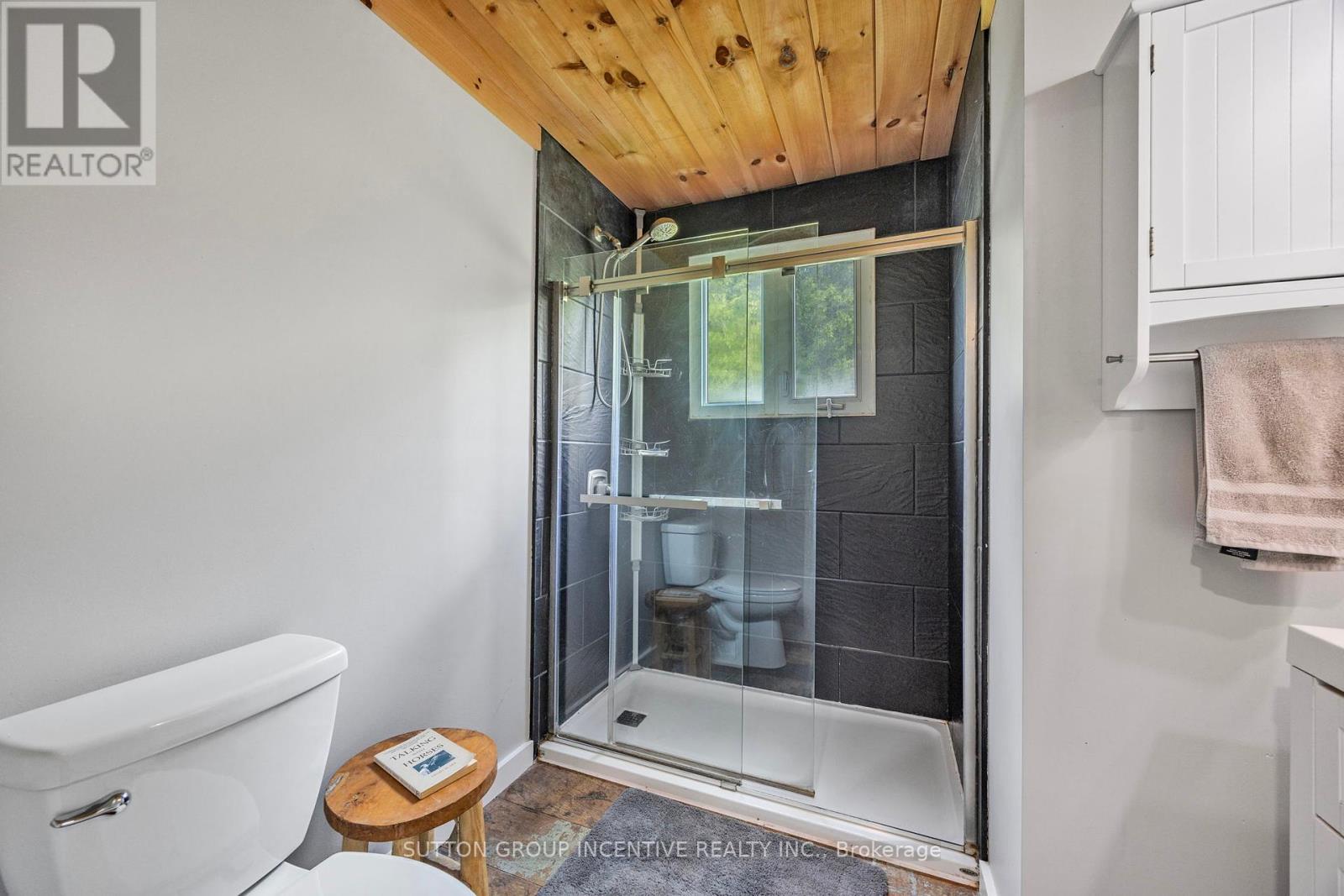 Photo 3 of 2266 Foxmead Road, Oromedonte ON