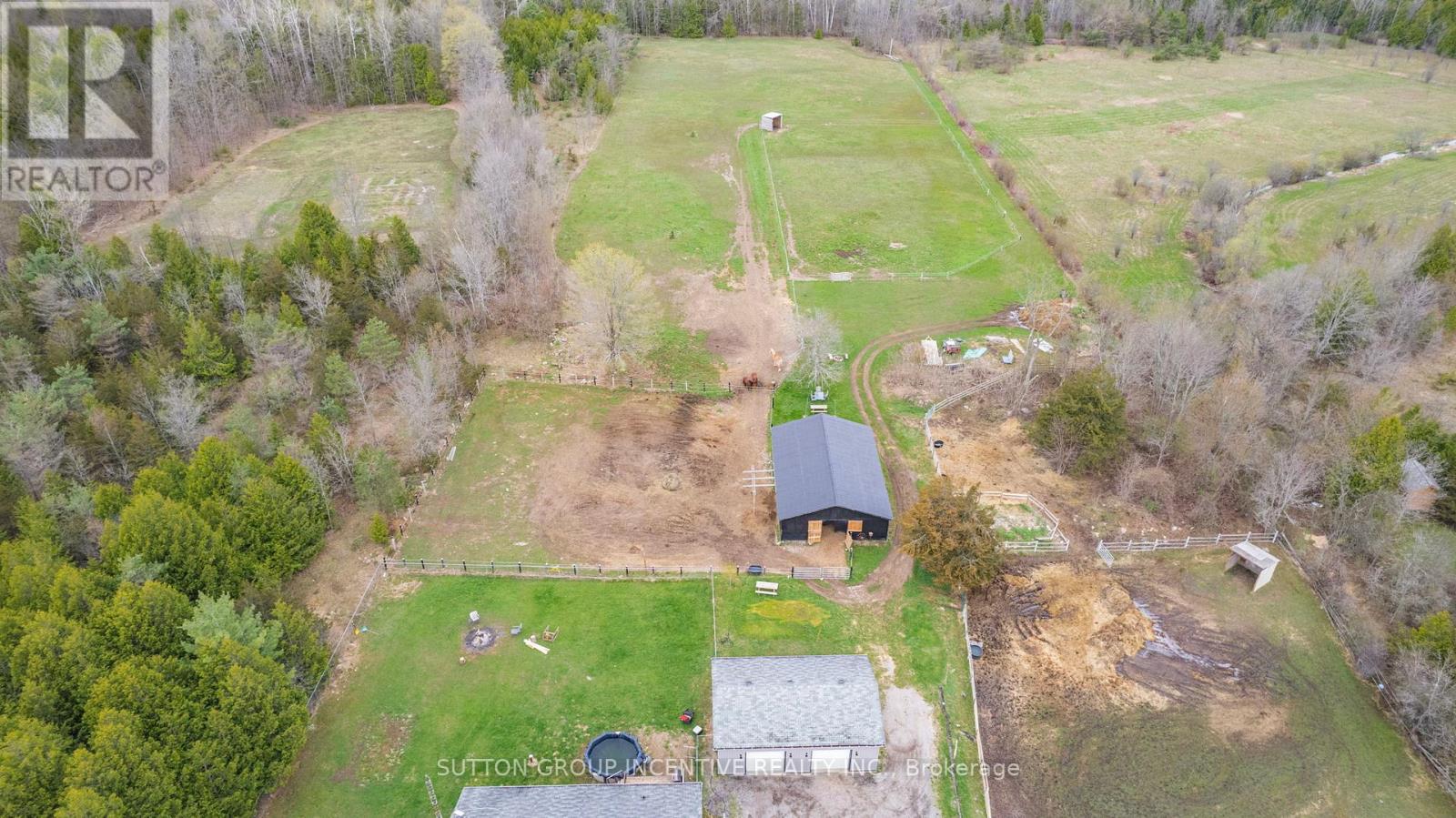 Photo 41 of 2266 Foxmead Road, Oromedonte ON