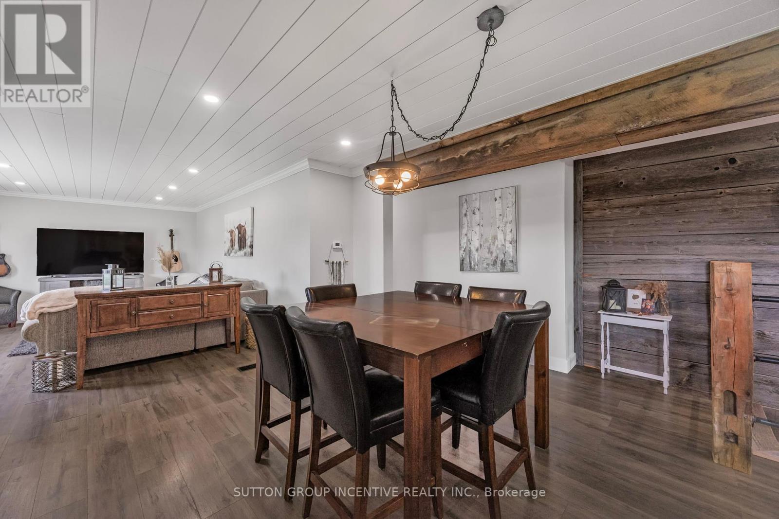 Photo 2 of 2266 Foxmead Road, Oromedonte ON