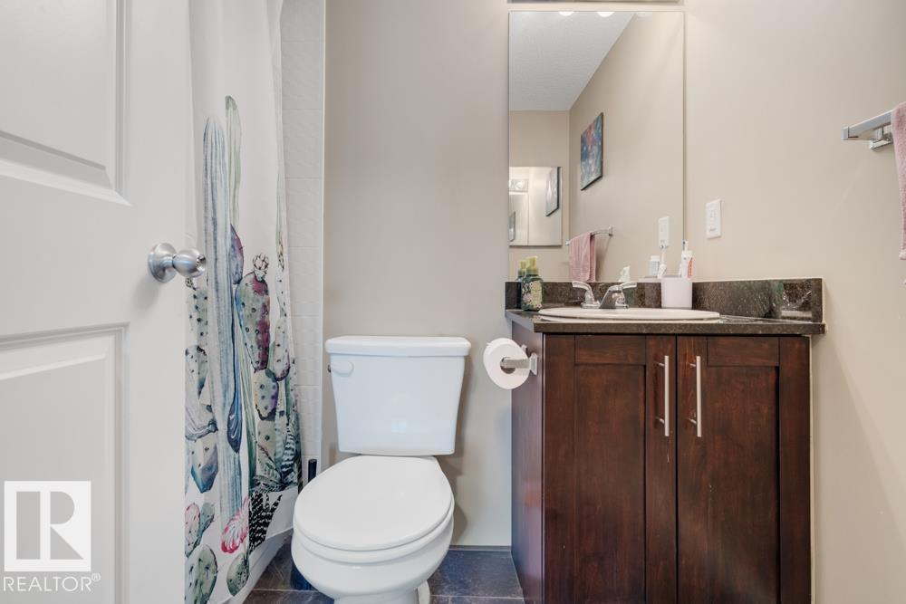 Photo 27 of 102 5816 Mullen Pl Nw, Edmonton AB