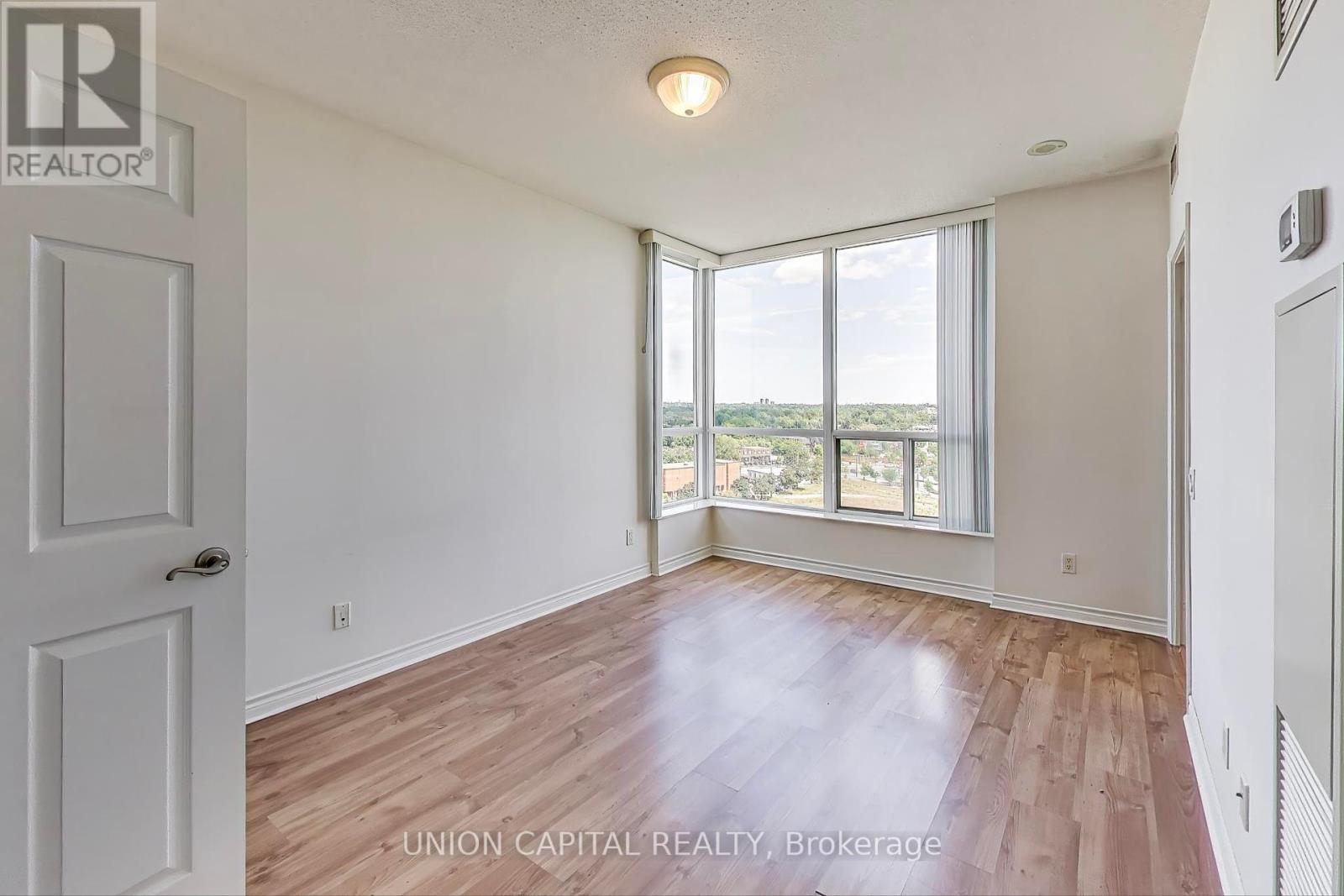 Photo 2 of 1104 5229 Dundas Street W, Toronto ON