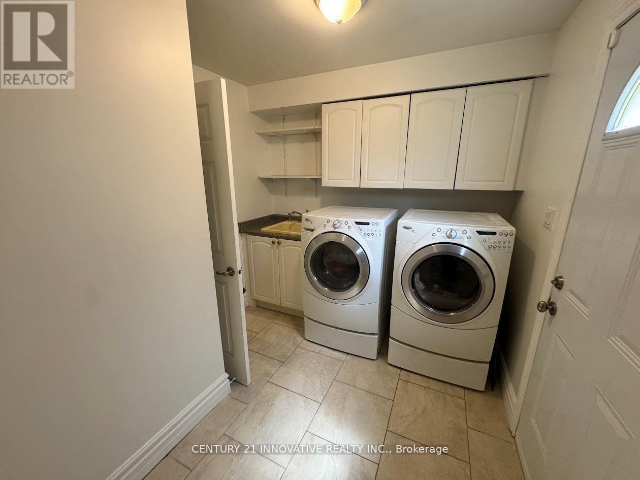 Single Family House for Sale in  LINDEN CRESCENT Brampton (Westgate) 