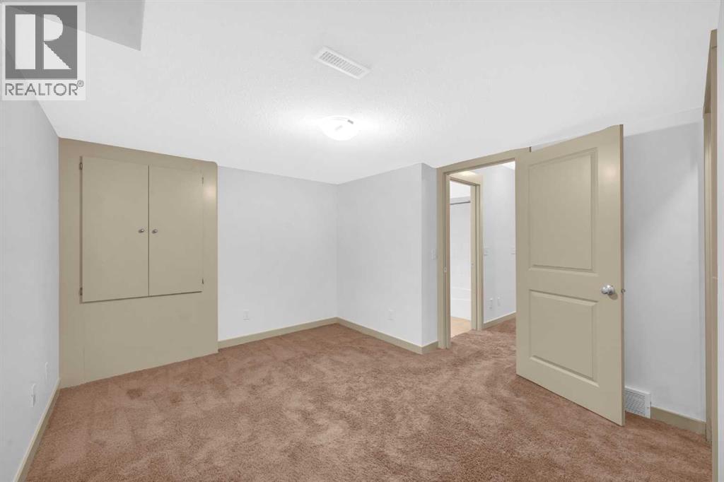 Single Family House for Sale in  Skyview Ranch Manor NE Skyview Ranch Calgary 