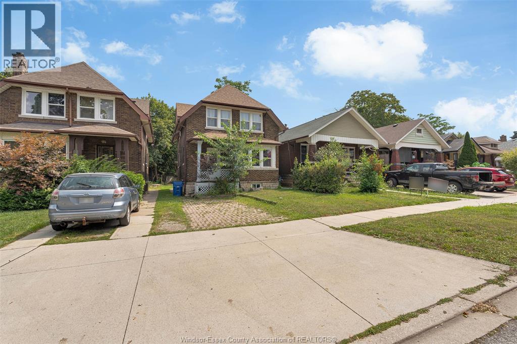 Photo 1 of 466 Rankin, Windsor ON