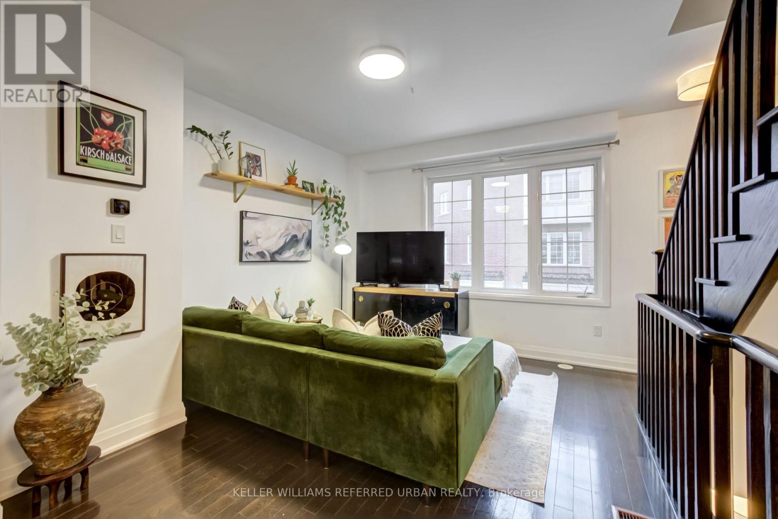 Photo 26 of 68 Raffeix Lane, Toronto ON