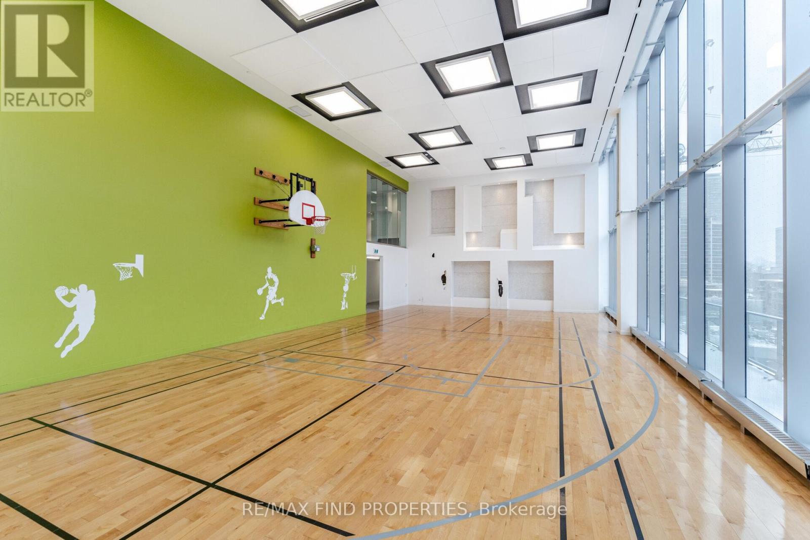 Photo 36 of 2304 99 Broadway Avenue, Toronto ON
