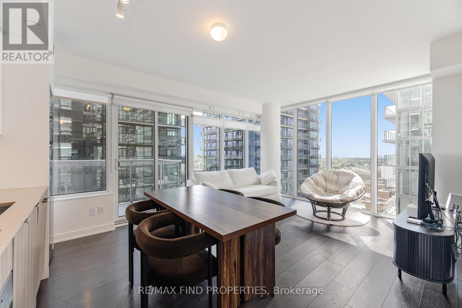 Photo 22 of 2304 99 Broadway Avenue, Toronto ON