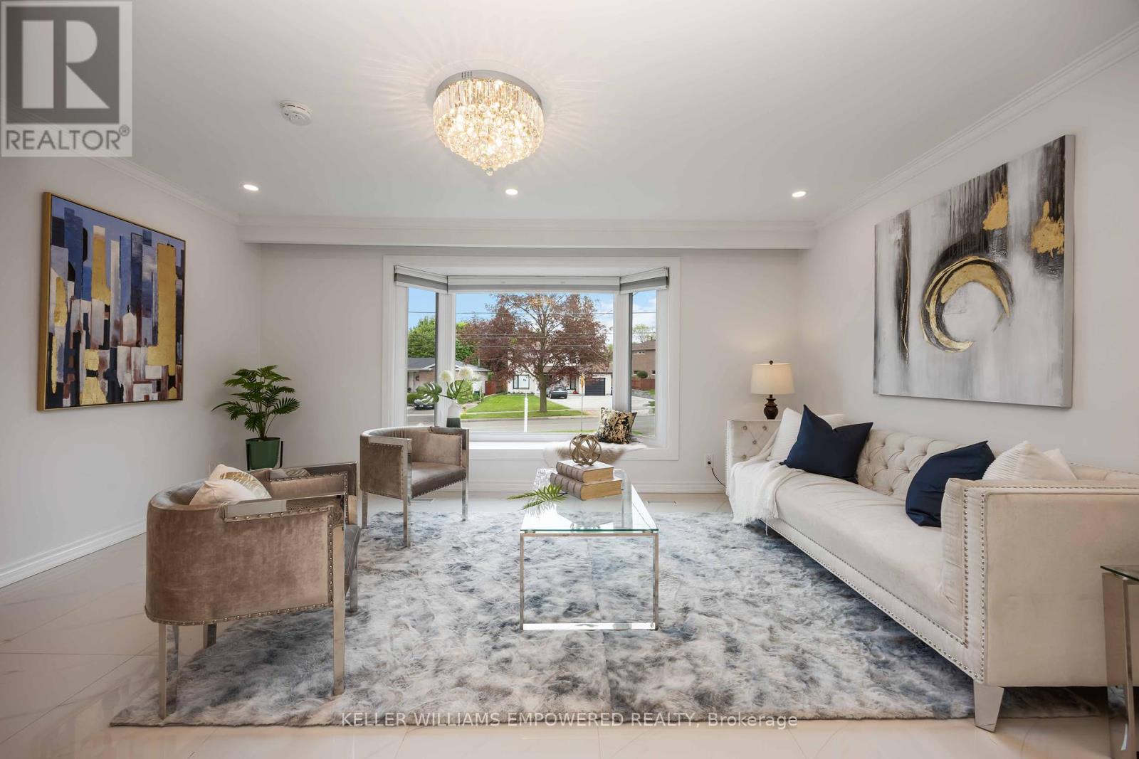 Photo 19 of 112 Kingslake Road, Toronto ON