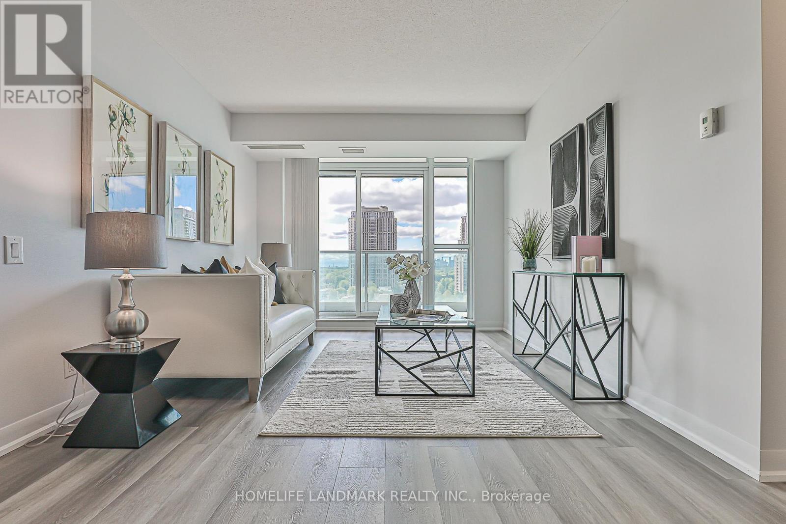 Photo 36 of 1615 17 Anndale Drive, Toronto ON
