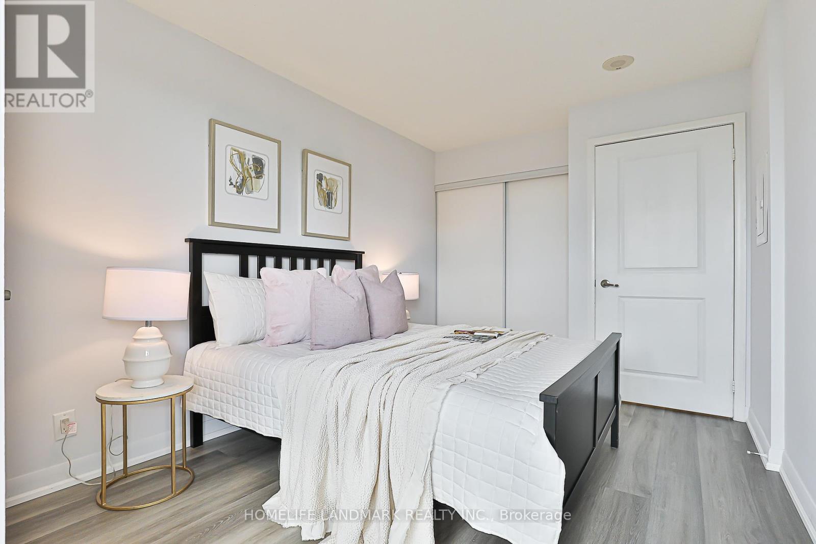 Photo 29 of 1615 17 Anndale Drive, Toronto ON