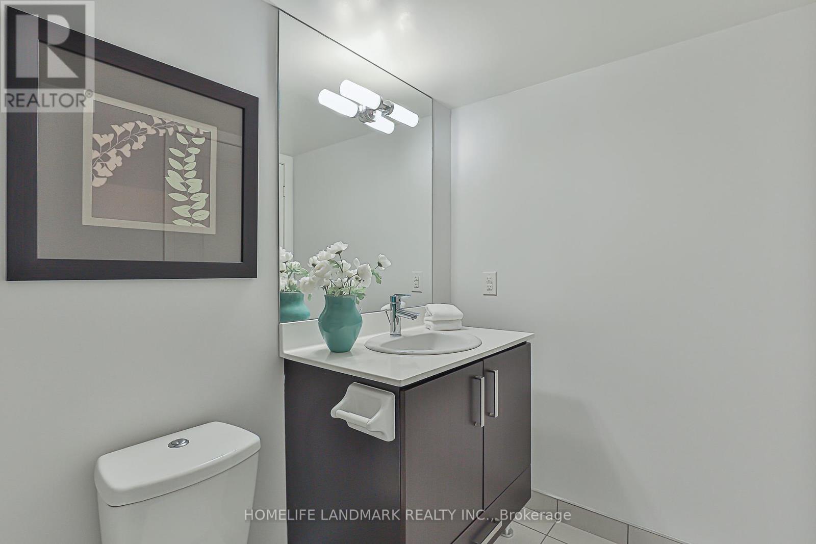 Photo 6 of 1615 17 Anndale Drive, Toronto ON