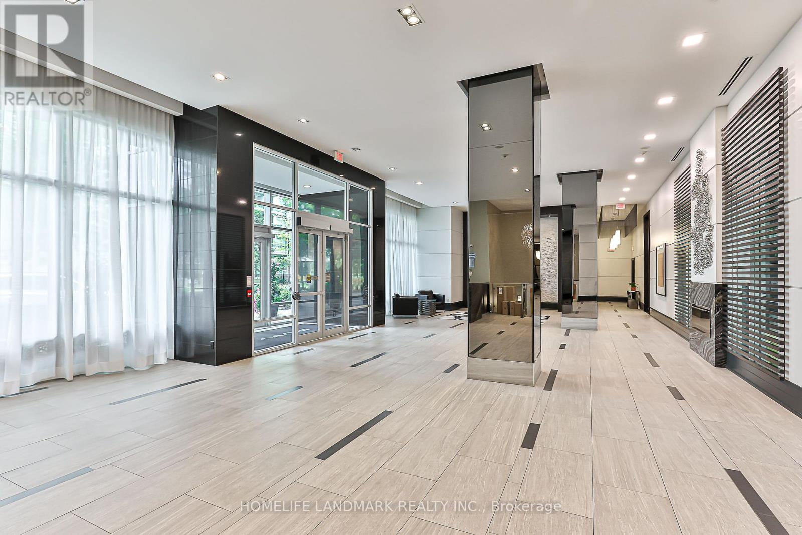 Photo 7 of 1615 17 Anndale Drive, Toronto ON