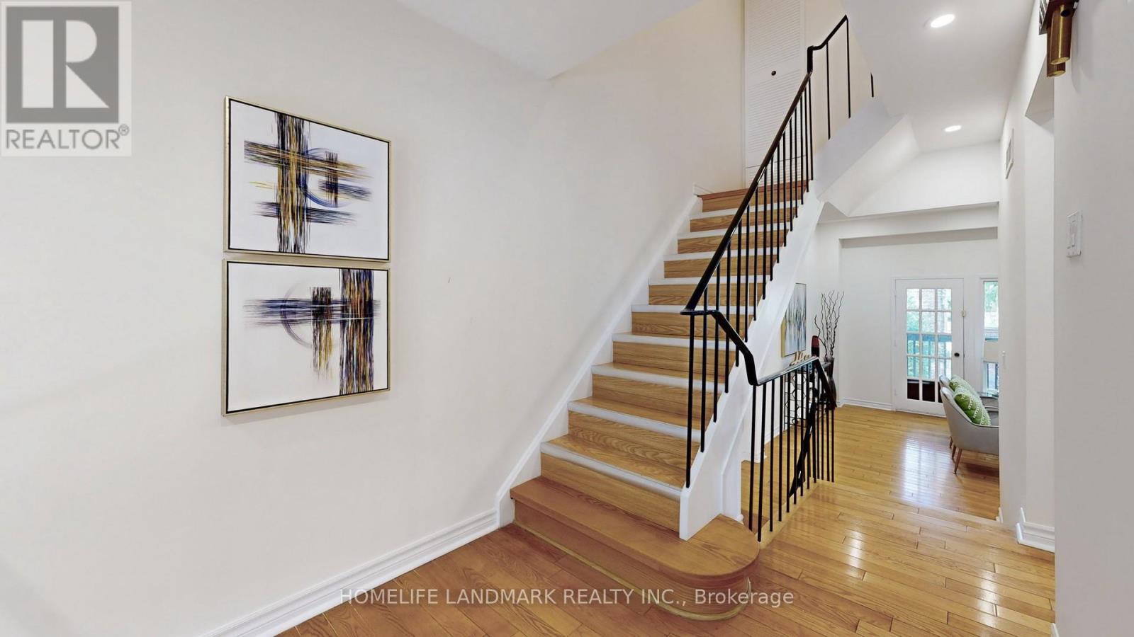 Photo 12 of 4 100 Spire Hill Way, Toronto ON