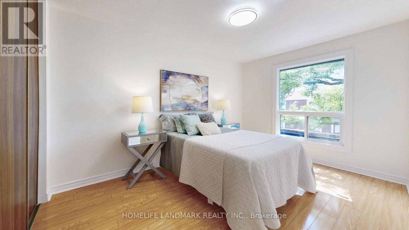 Photo 17 of 4 100 Spire Hill Way, Toronto ON
