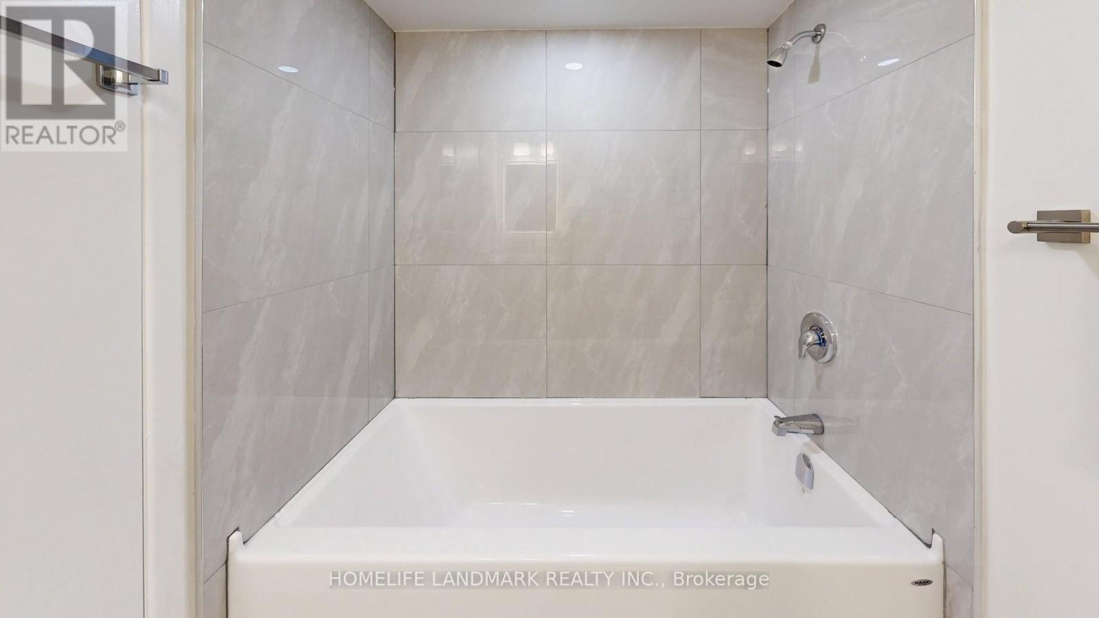 Photo 19 of 4 100 Spire Hill Way, Toronto ON