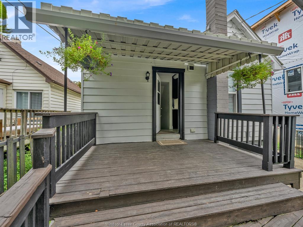 Photo 37 of 915 Mckay Avenue, Windsor ON