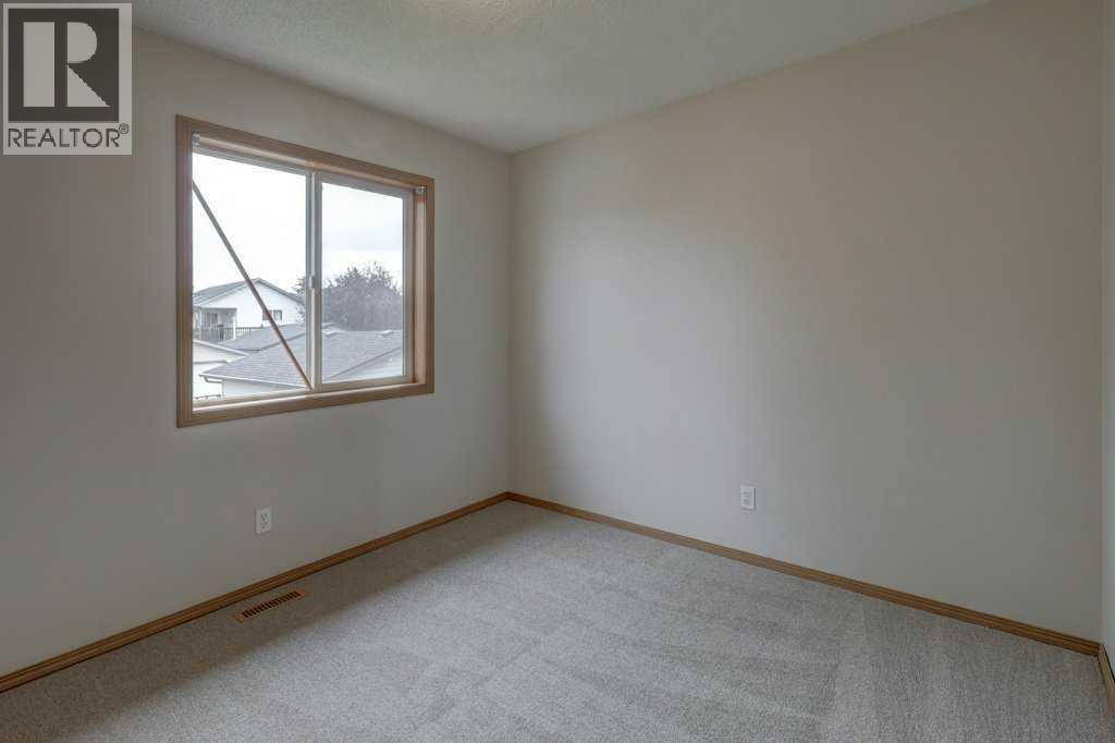 Photo 35 of 223 Covington Road Ne, Calgary AB