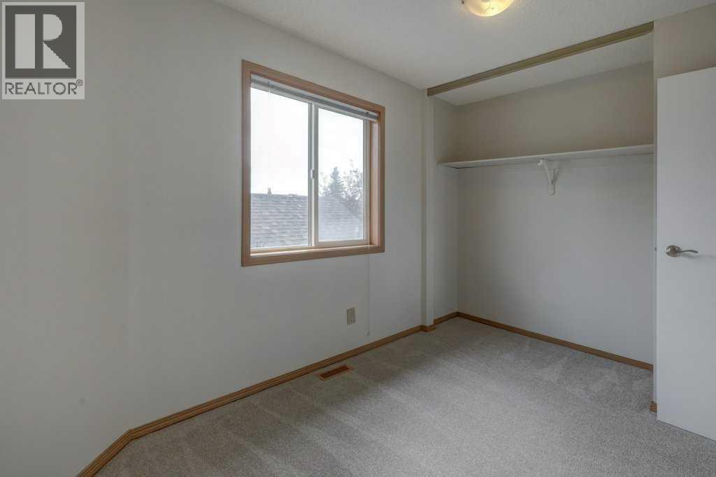 Photo 20 of 223 Covington Road Ne, Calgary AB