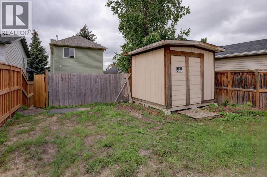 Photo 33 of 223 Covington Road Ne, Calgary AB