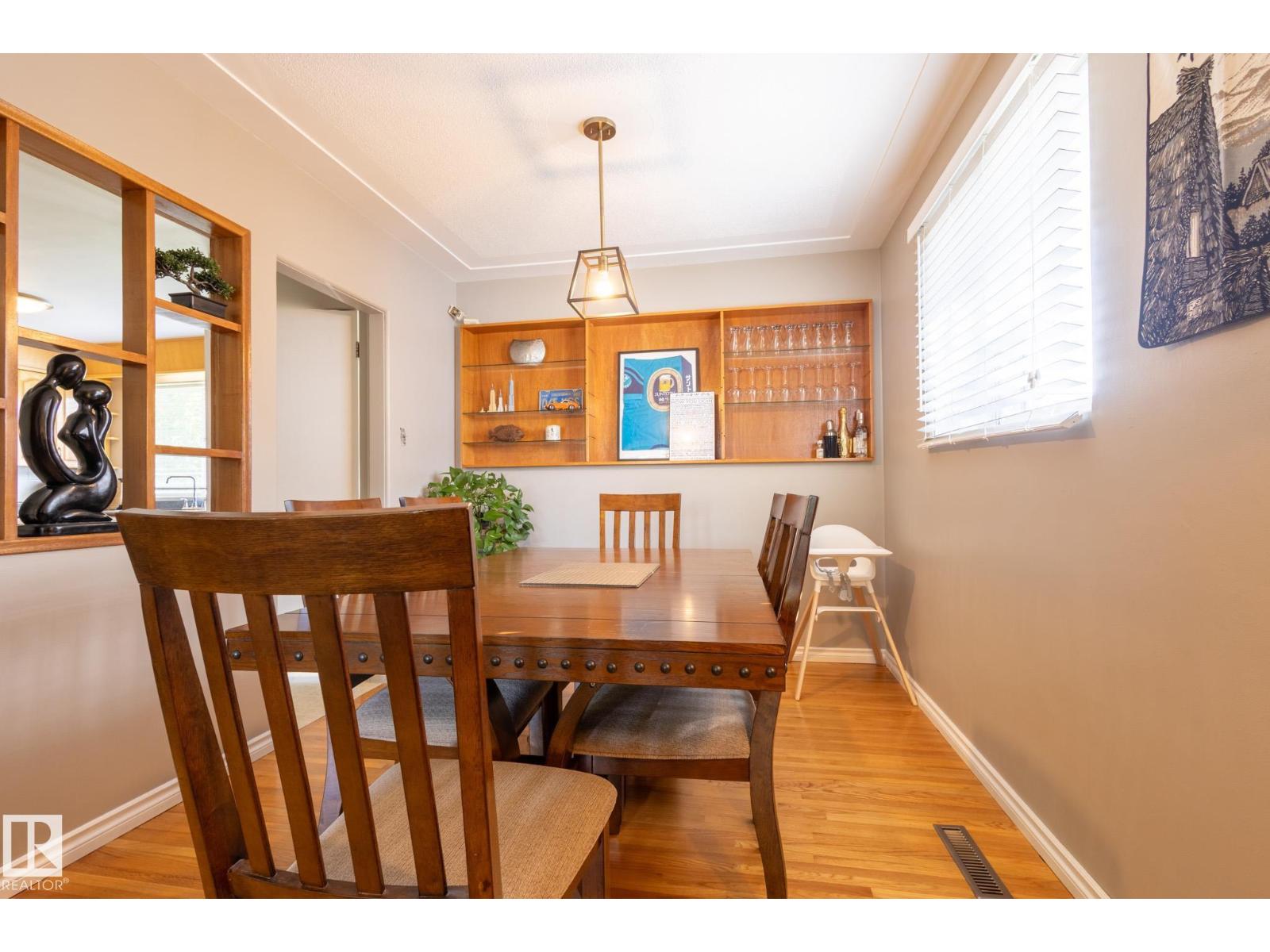 Photo 18 of 9015 157 St Nw, Edmonton AB