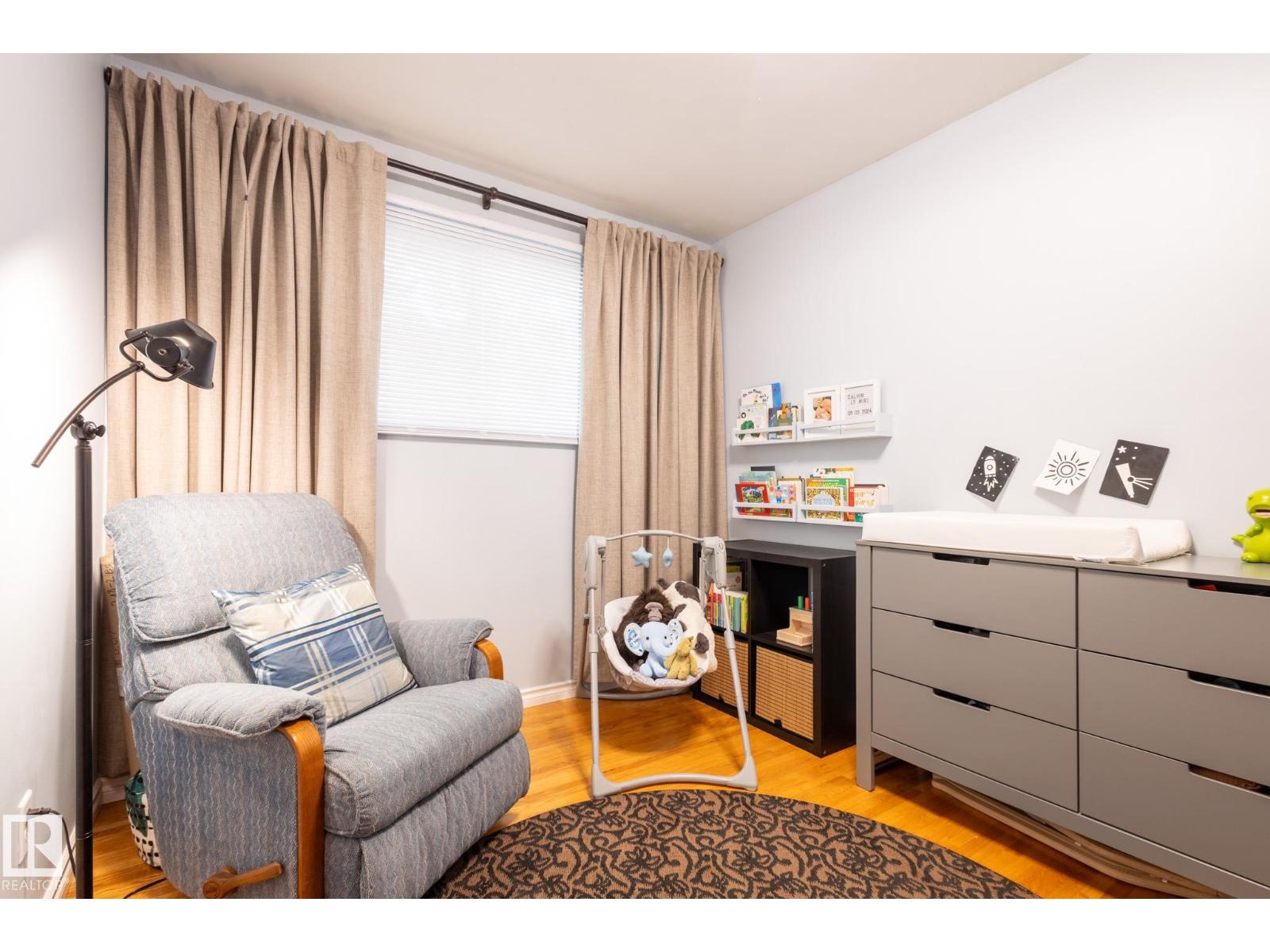 Photo 30 of 9015 157 St Nw, Edmonton AB