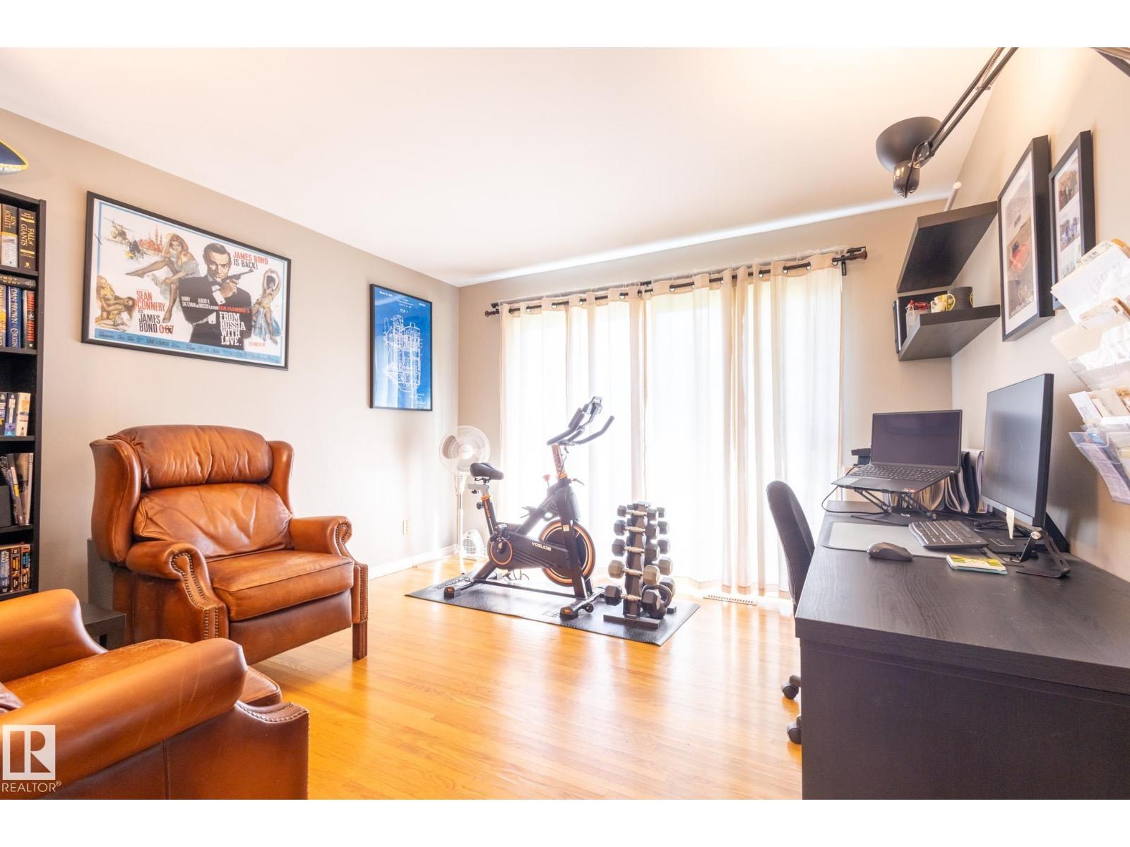 Photo 32 of 9015 157 St Nw, Edmonton AB