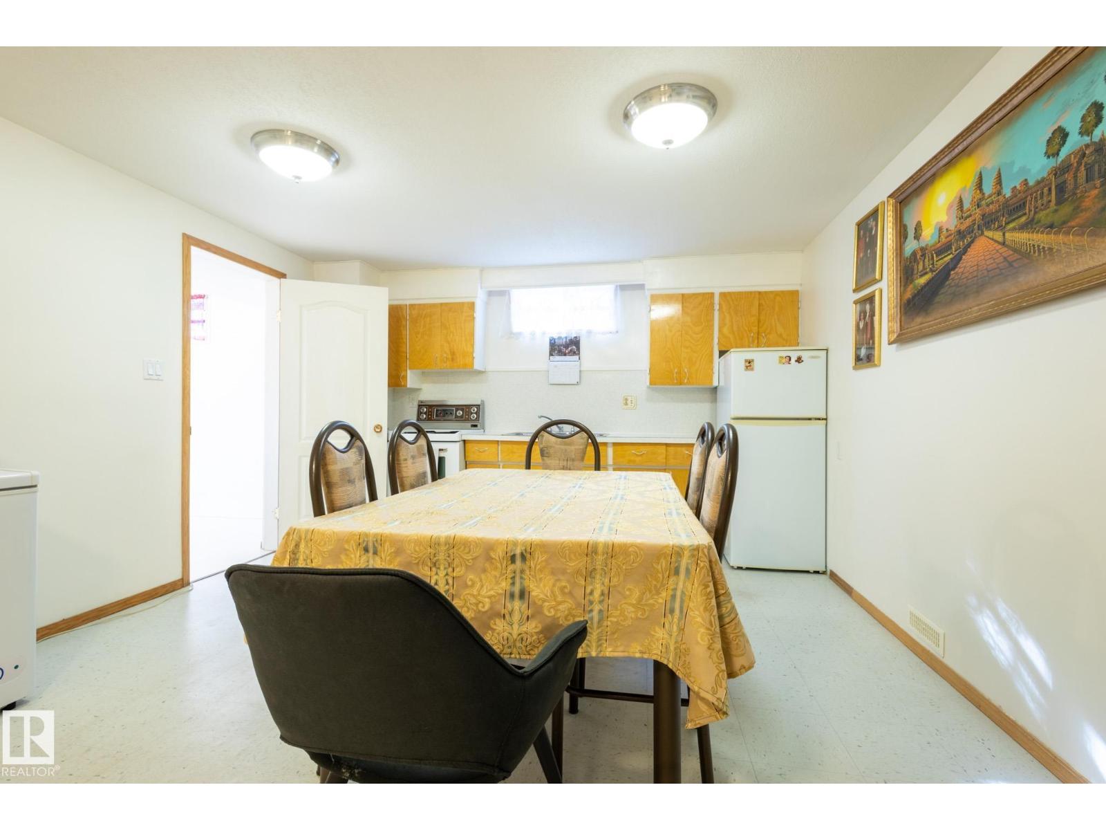 Photo 42 of 9015 157 St Nw, Edmonton AB