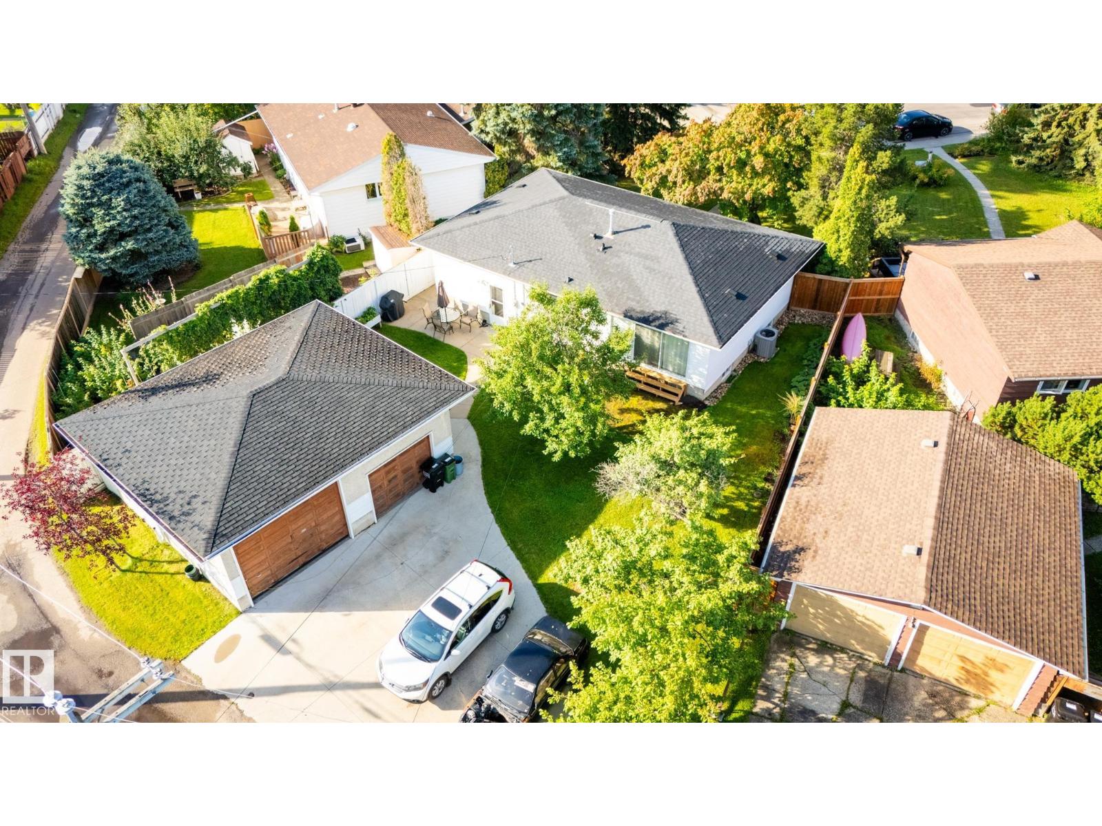 Photo 67 of 9015 157 St Nw, Edmonton AB