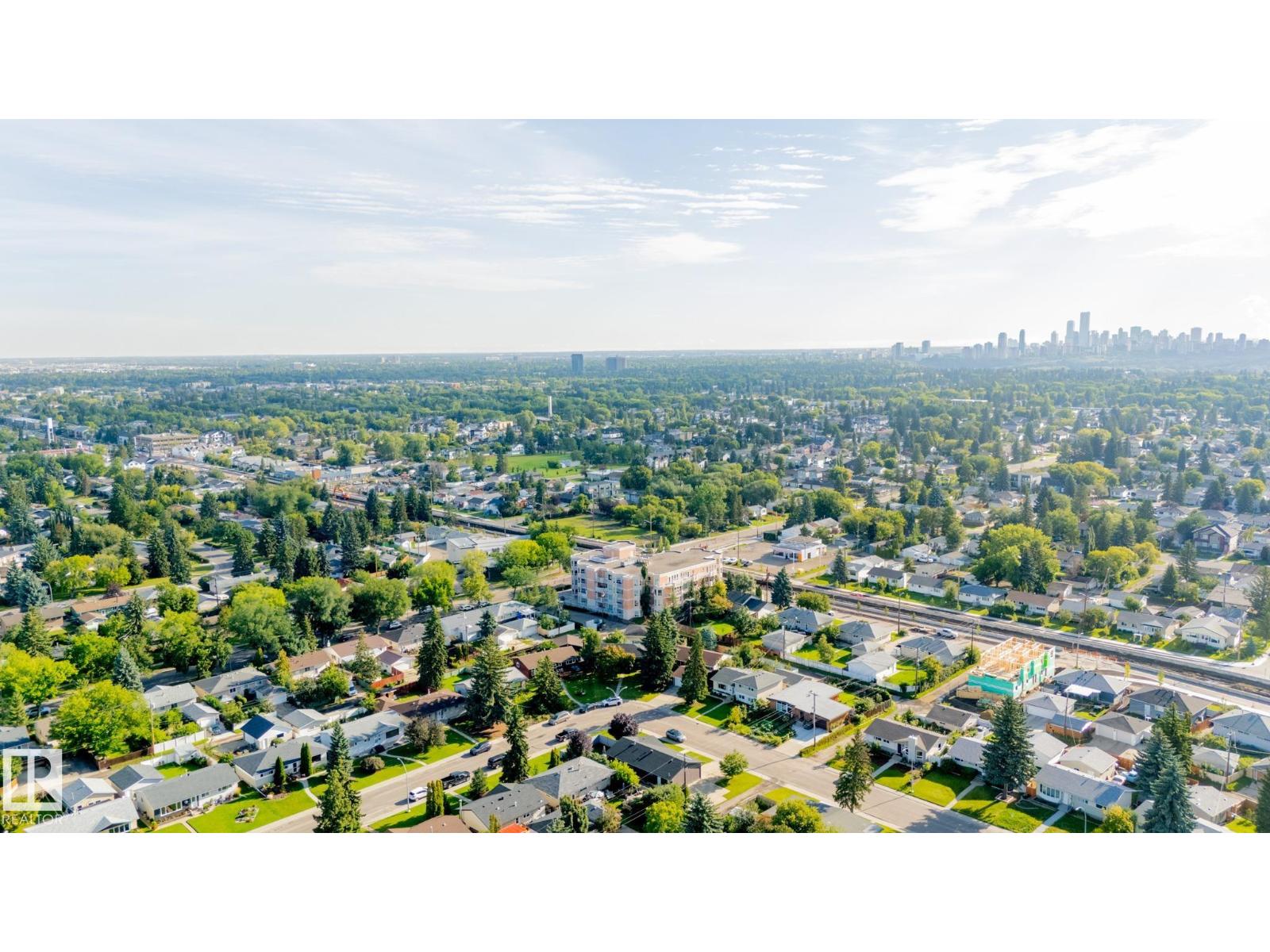 Photo 70 of 9015 157 St Nw, Edmonton AB