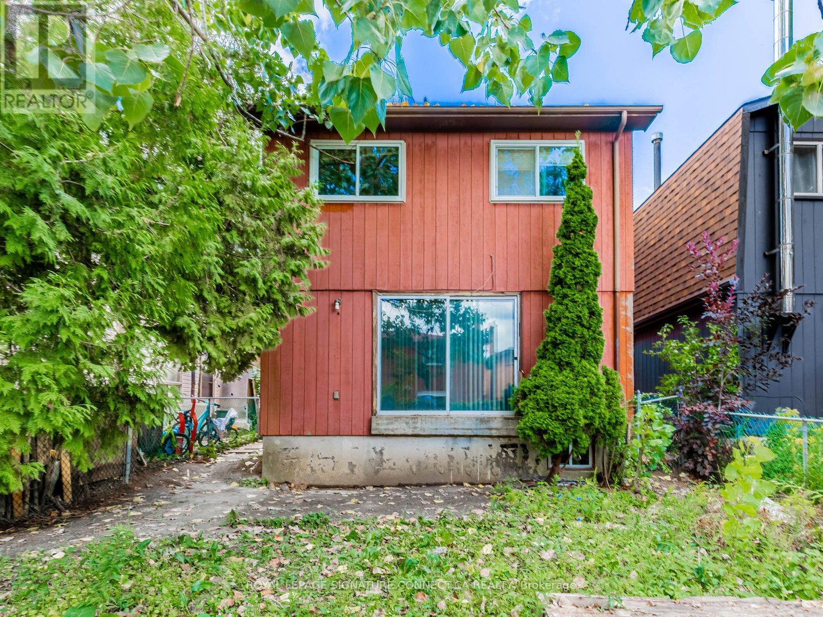 Photo 28 of 77 White Heather Boulevard, Toronto ON