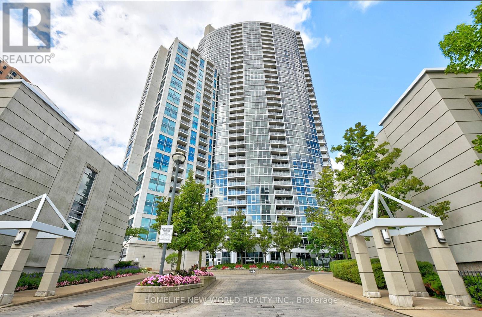 Photo 1 of 1105 83 Borough Drive, Toronto ON