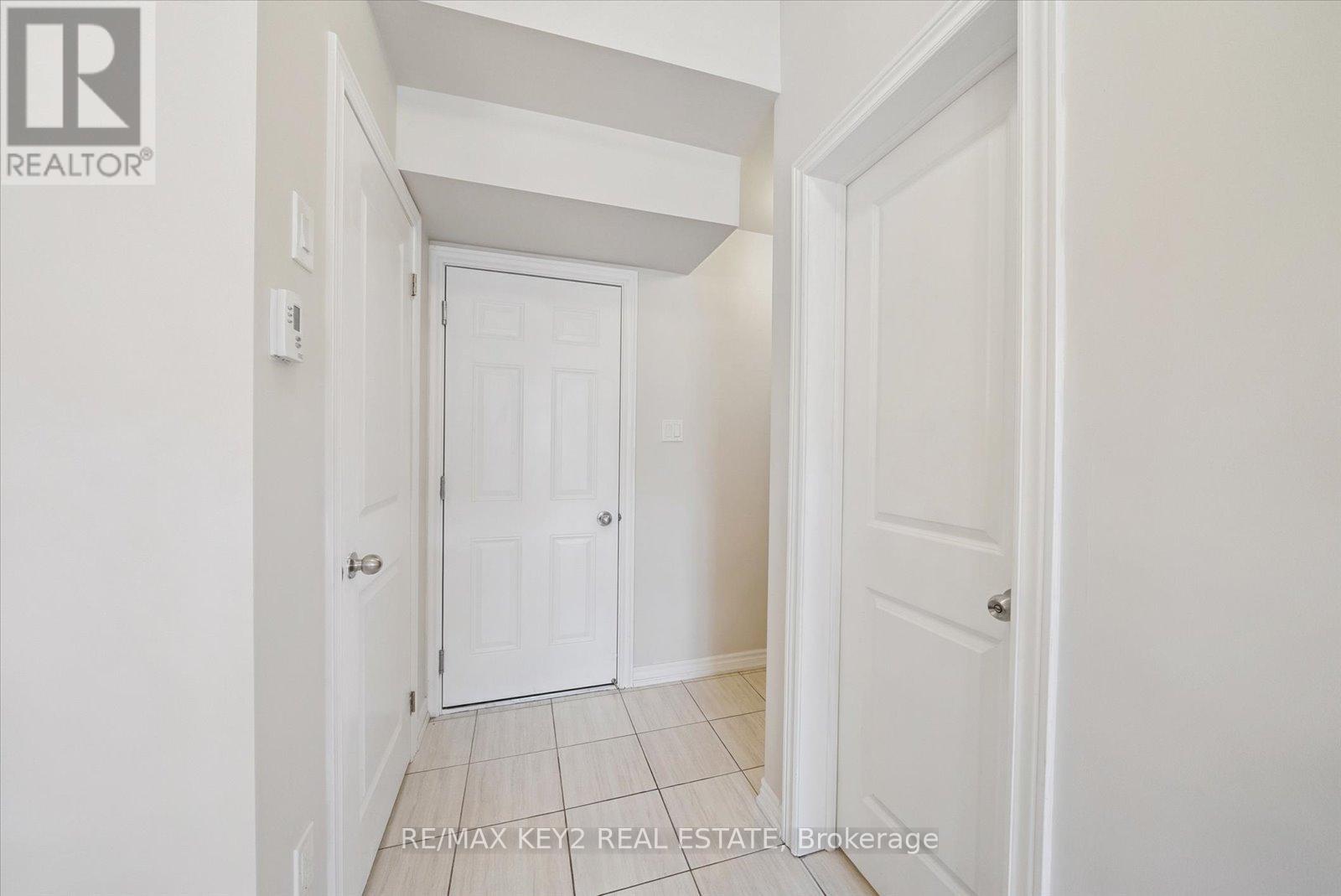 Photo 14 of 175 1704 Grenwich Glen, Pickering ON