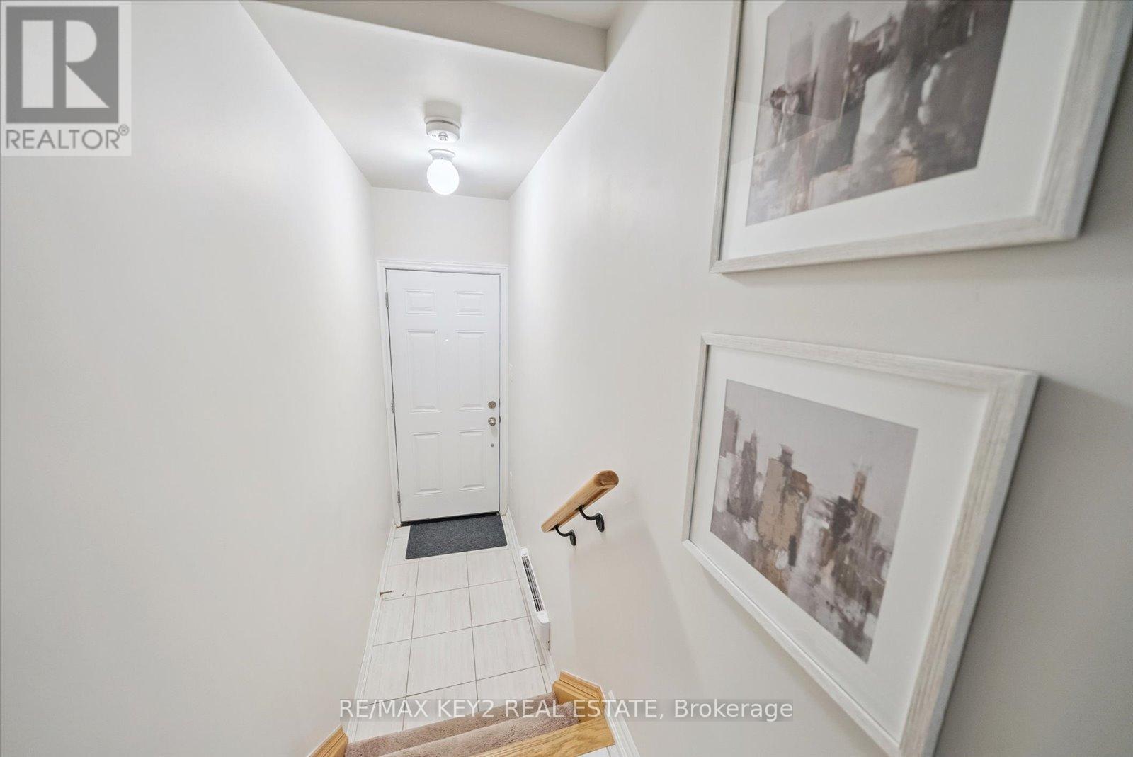 Photo 29 of 175 1704 Grenwich Glen, Pickering ON
