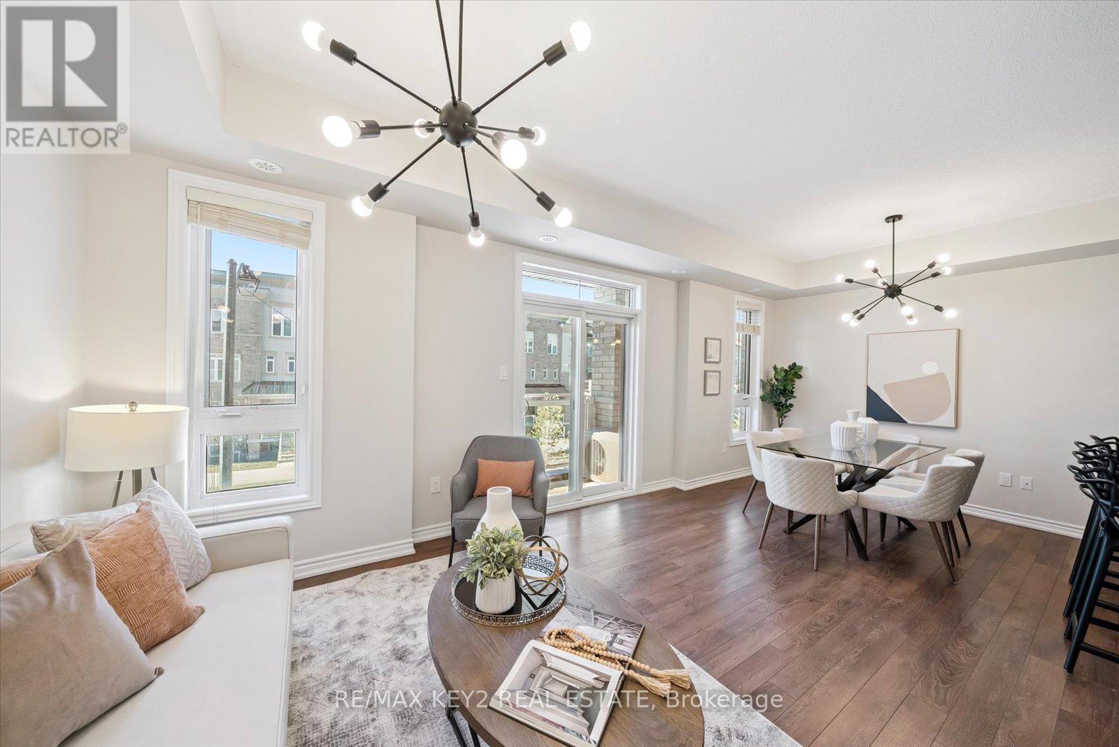 Photo 9 of 175 1704 Grenwich Glen, Pickering ON