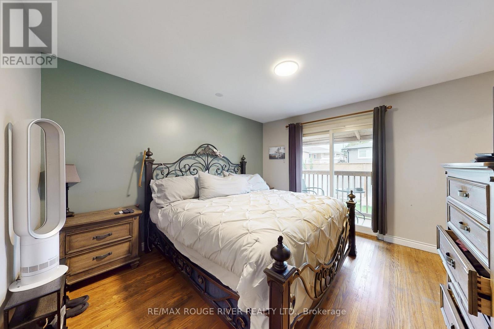 Photo 13 of 798 Oliva Street, Pickering ON