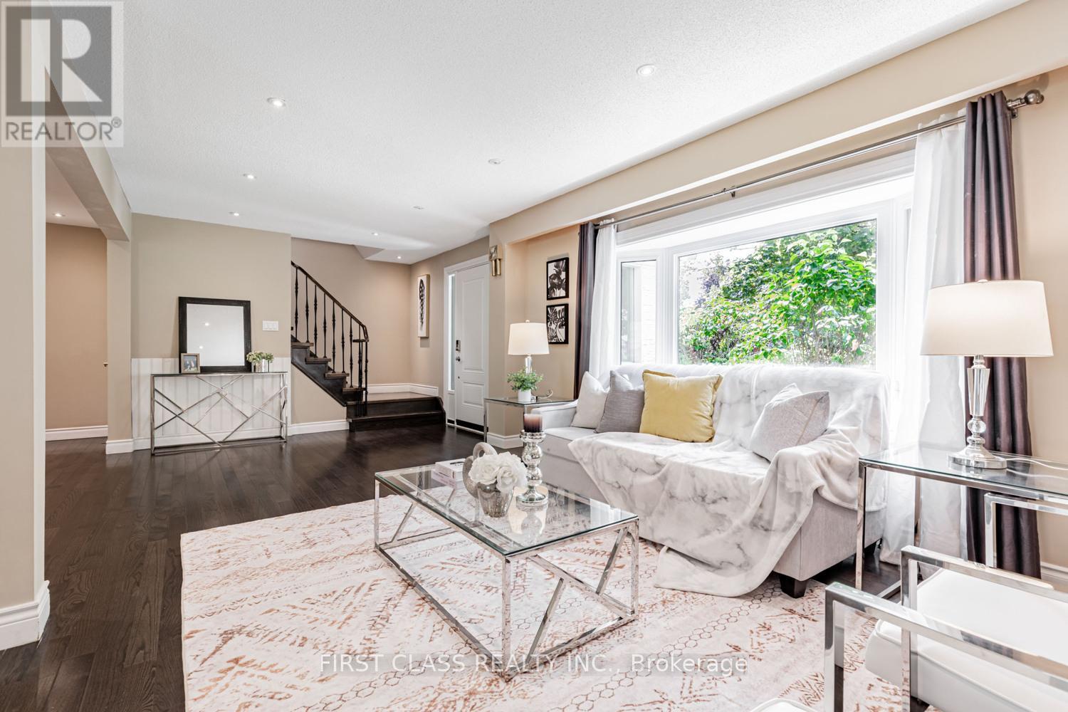 Photo 16 of 97 Bridlewood Boulevard, Toronto ON