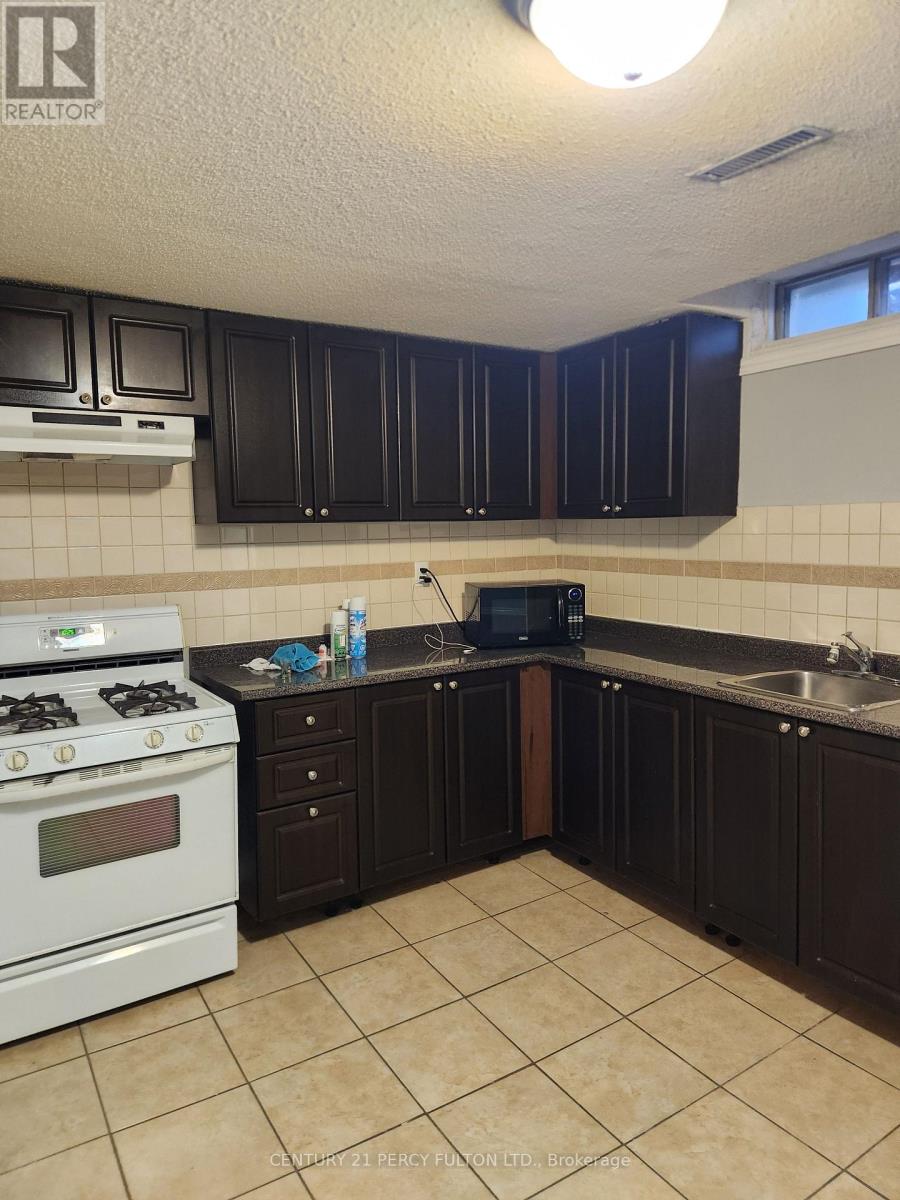 Photo 9 of 43 Chadwick Drive, Ajax ON