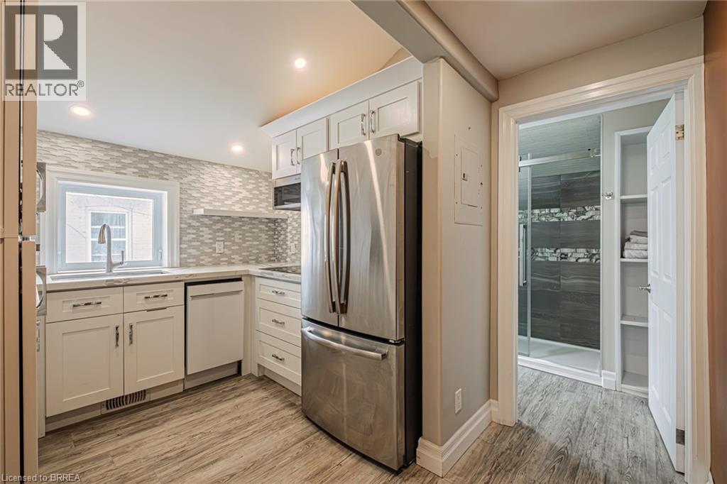 Photo 2 of 180 Brant Avenue, Brantford ON